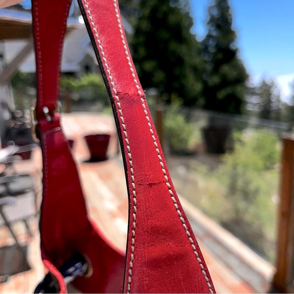 Gucci: Positano Scarf Multicolour Monogram Canvas and Leather Hobo Bag - Picture 15 of 16